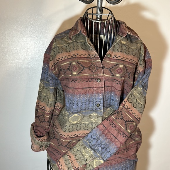 Aztec Cabela’s Button Up - Picture 3 of 6